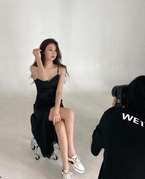 网红芮妮黑料,黑料背后的真相与反思